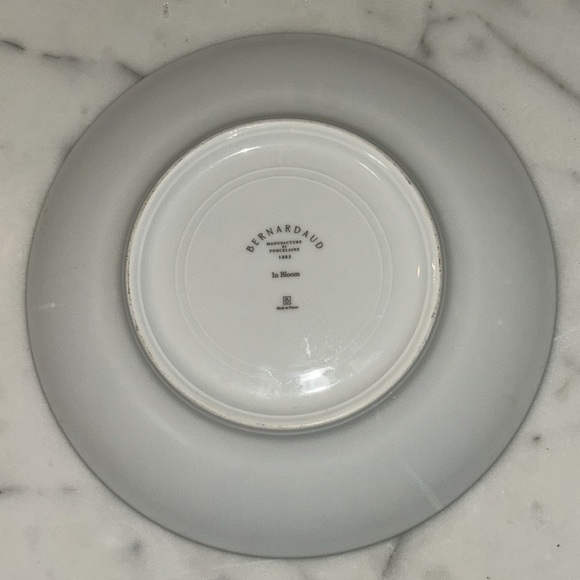 In Bloom Plate - Picture 3 of 4